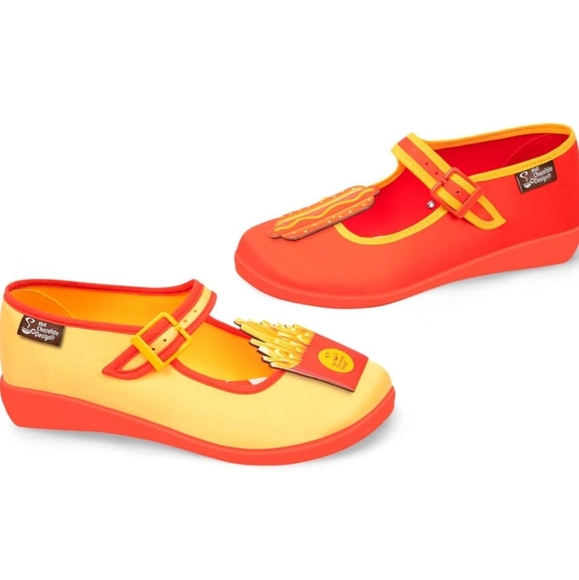 Hot Chocolate Design Chocolaticas Funky Canvas/ Hot Dog Women's Mary Jane - Picture 2 of 8